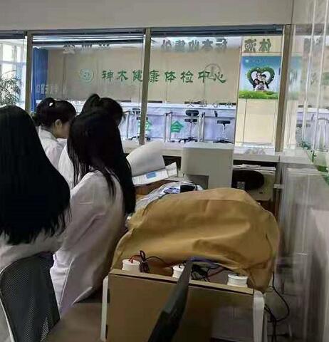 全自动阴道分泌物91短视频免费下载器厂家走进神木市体检中心